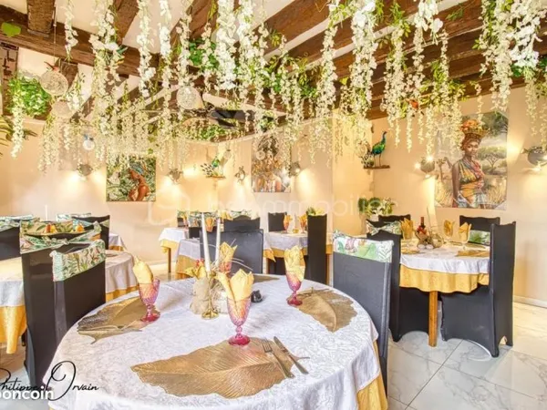 Local restaurant 292 m²