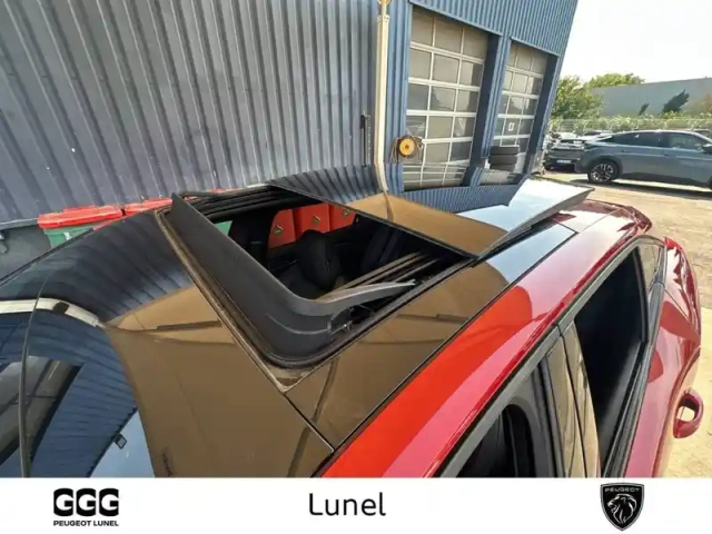 Peugeot 408 phev 225 e-eat8 — photo 25