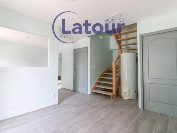 Bureaux 3 pièces 210 m²