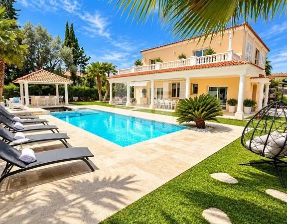 Villa 6 pièces 200 m²