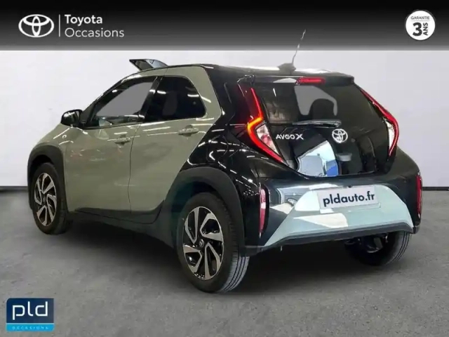 Toyota Aygo X 1.0 vvt-i 72ch design s-cvt — photo 3