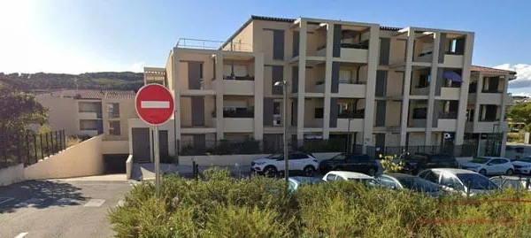 Parking 15 m²
