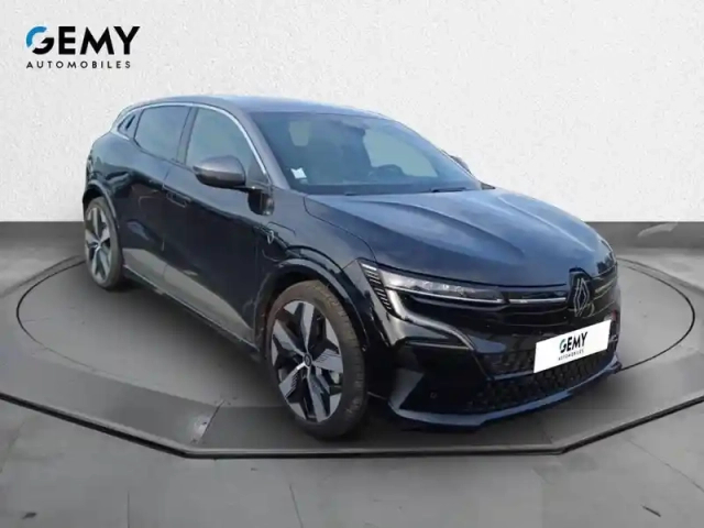 Renault Megane e-tech ev60 220 ch super charge — photo 3