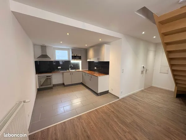 Appartement duplex 100m² Mâcon centre avec garage