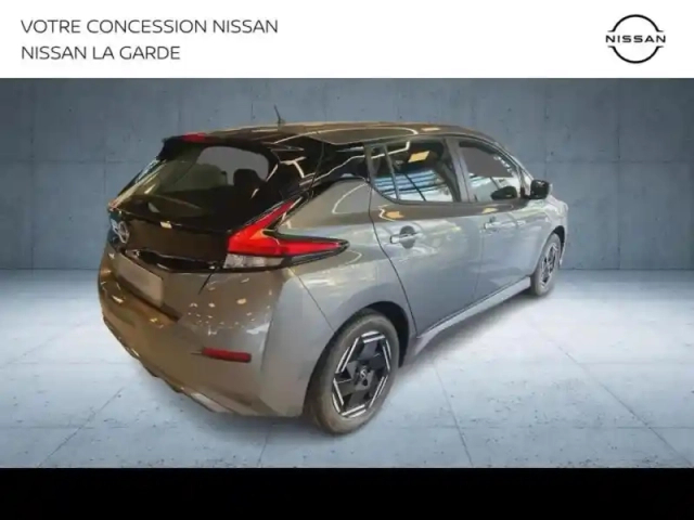 Nissan Leaf 150ch 40kwh acenta 22 — photo 8