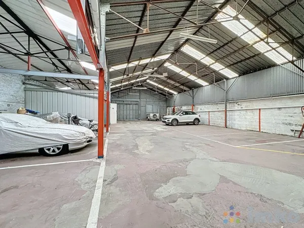 Hangar de 512 m2