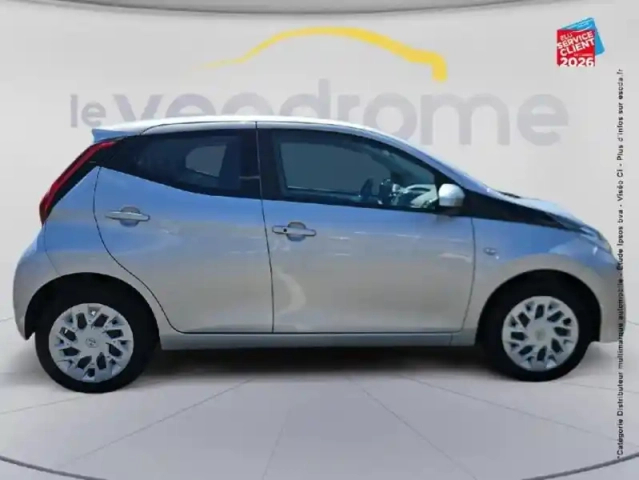 Toyota Aygo 1.0 vvt-i 72ch x-play 5p my20 — photo 4