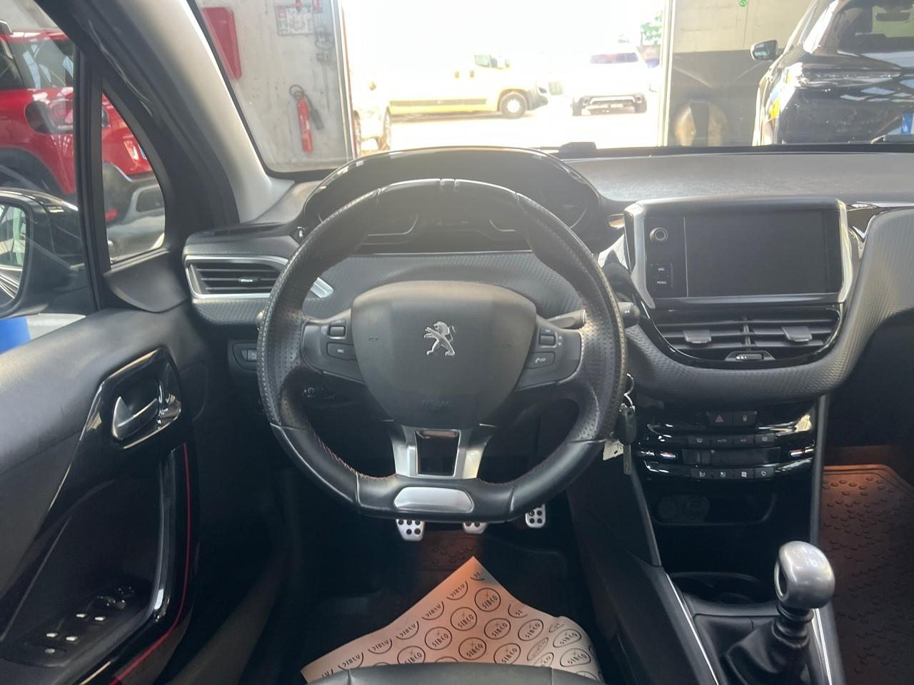 Peugeot 208 puretech 110ch s&s bvm6 gt line — photo 9