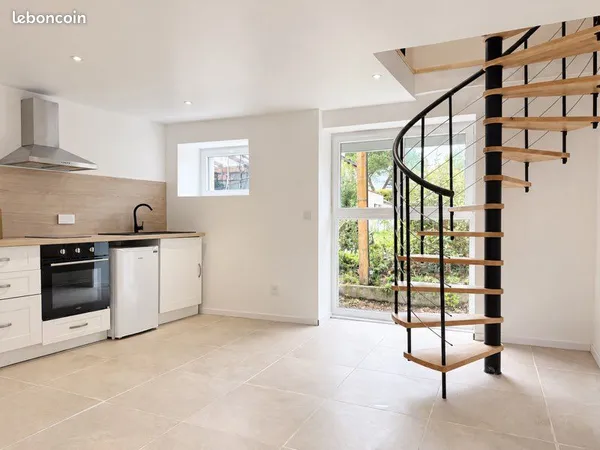 Maison t2 avec jardin privatif - brens (81600)