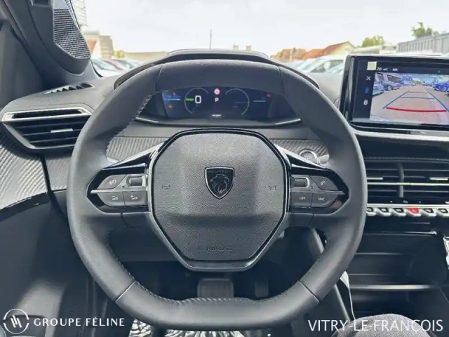 Peugeot 208 e- 136ch 50 kwh envy — photo 14