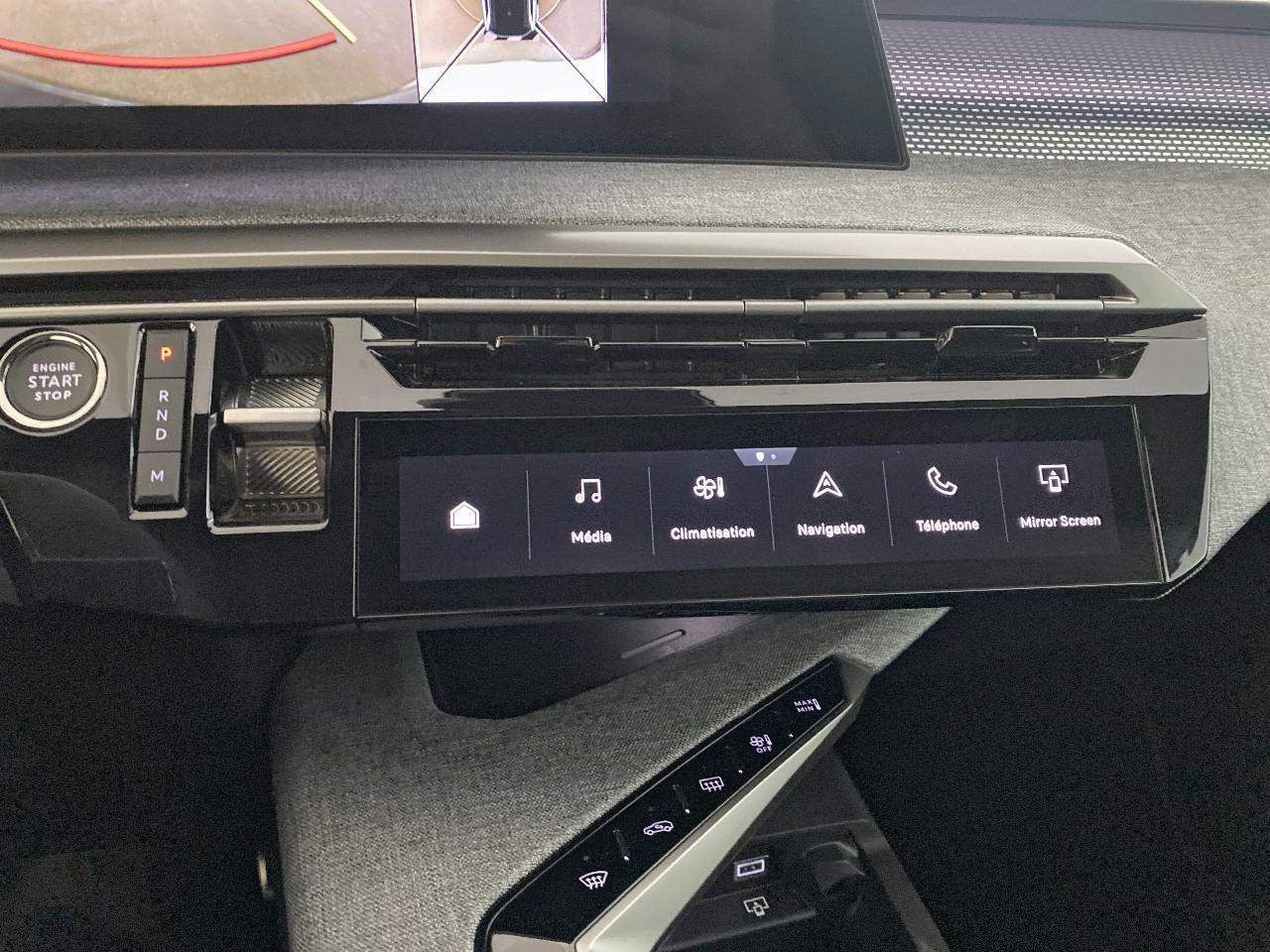 Peugeot 5008 hybrid 145 ch e-dcs6 gt — photo 17