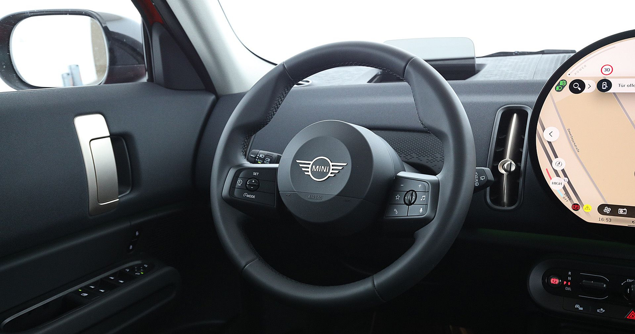 Mini Countryman — photo 17