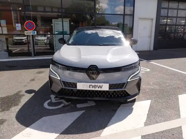 Renault Megane e-tech 220 ch autonomie confort — photo 20
