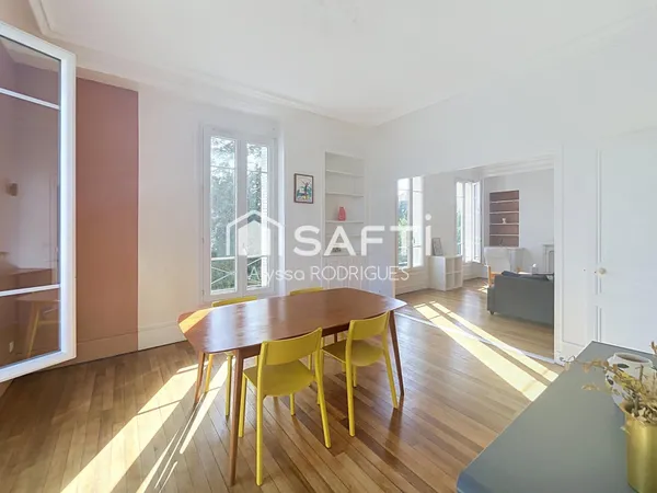 Charmant F3 type Haussmannien sans travaux