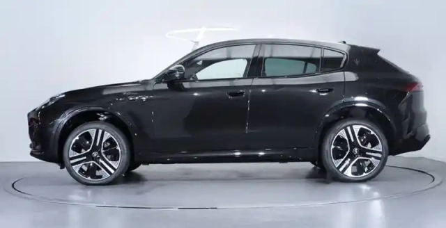 Maserati Grecale 410 kw — photo 8