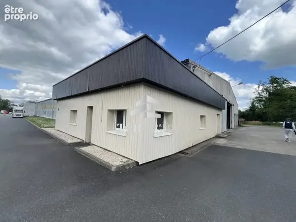 Commerce 2 088 m² à vendre à Treillieres (44119)