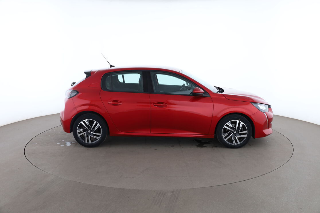 Peugeot 208 1.2 PureTech Allure — photo 6