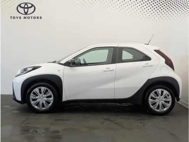Toyota Aygo 1.0 vvt-i 72 dynamic — photo 8