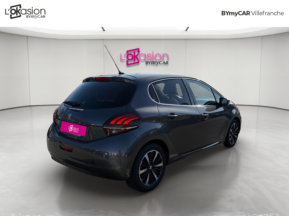 Peugeot 208 PureTech 110ch S&amp;S EAT6 — photo 5