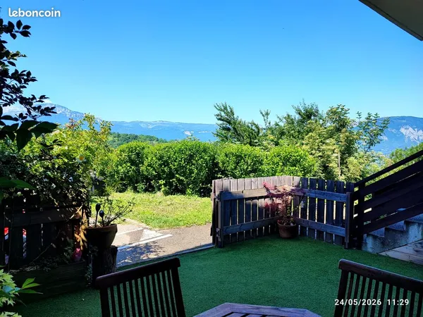 Appartement T3 - Jardin privatif, terrasse et parking - Venon