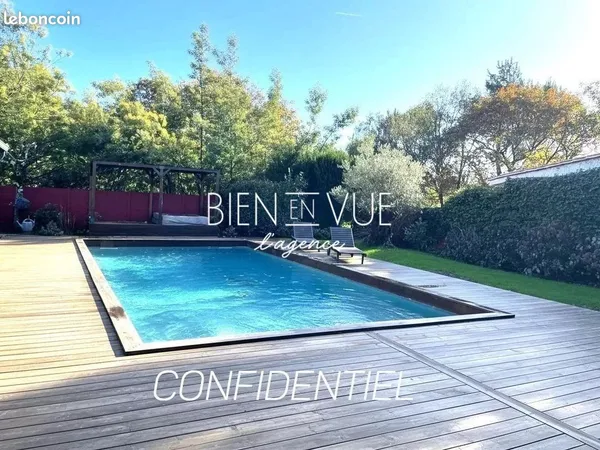 Villa 6 pièces 200 m²