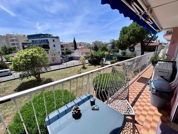 A VENDRE : T4 de 70m² refait à neuf - SAINT-RAPHAEL