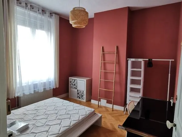 Loue Chambre dans Colocation