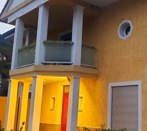 Maison familiale de 188 m² avec extérieurs privatifs, spa et 4 stationnements - Albertville Saint-Si
