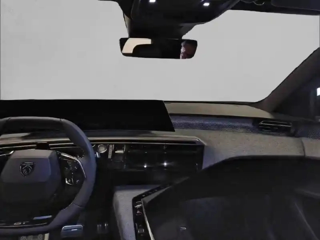 Peugeot 3008 plug-in hybrid 225 e-dcs7 — photo 8