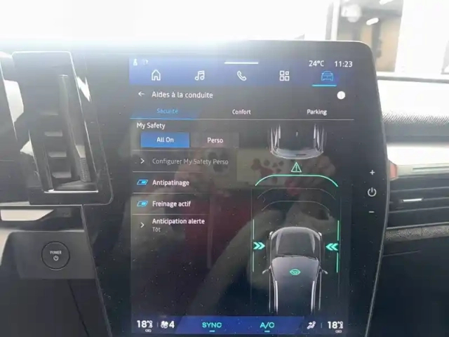 Renault Scenic e-tech électrique 220 ch grande autonomie — photo 12