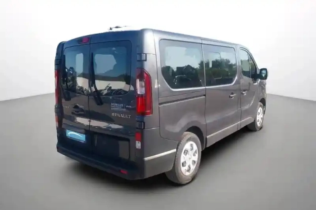 Renault Trafic l1 dci 150 energy s&amp;s — photo 6