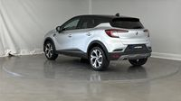 Renault Captur 1.3 TCe mild hybrid 160ch RS Line EDC — photo 8
