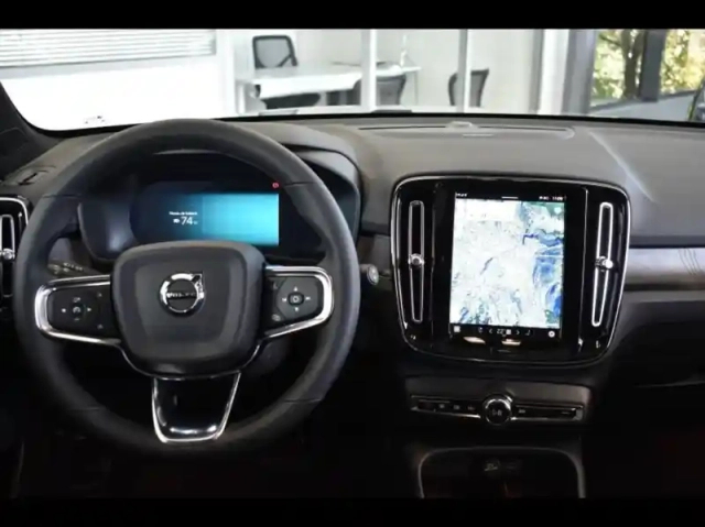 Volvo Ex40 single extended range 252ch ultra — photo 11