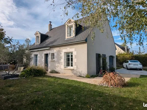 Maison familiale contemporaine 7 pièces 153 m² - Quartier Fontaine Blanche