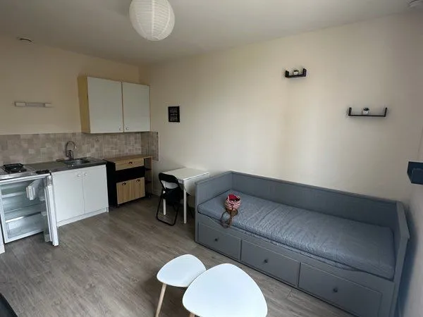 Studio meublé