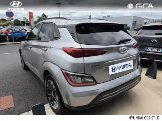Hyundai Kona electric 39kwh - 136ch executive — photo 2
