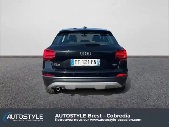 Audi Q2 1.6 tdi 116ch design luxe — photo 9