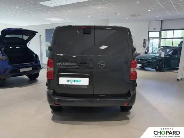 Opel Vivaro fgn sportive diesel 180 ch m automatique — photo 29