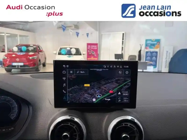 Audi Q2 35 tfsi 150 s tronic 7 — photo 36