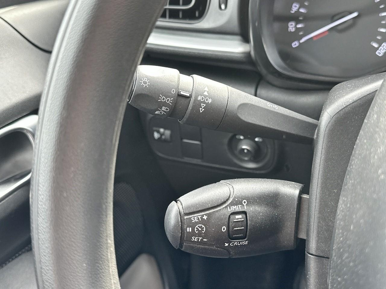 Citroën C3 bluehdi 100 bvm6 you — photo 17