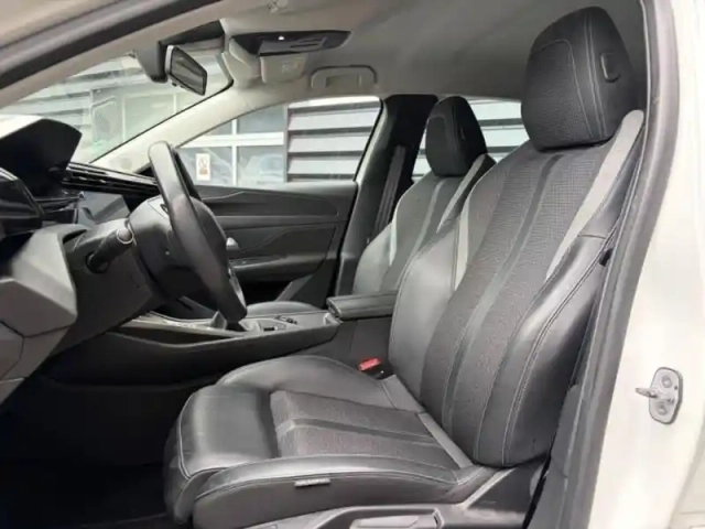 Peugeot 308 1.2 puretech 130ch s&amp;s active pack — photo 8