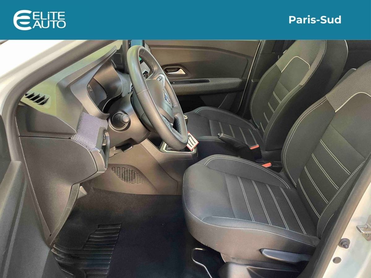 Dacia Sandero TCe 90 - 22 — photo 12