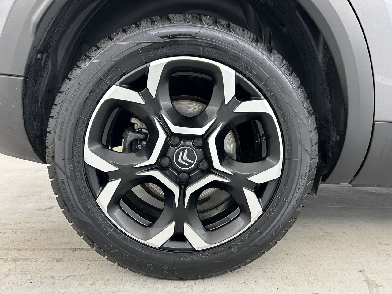 Citroën C5 Aircross — photo 22