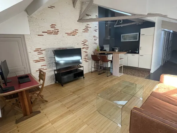 Talensac / dernier étage / Calme Absolu / appartement 47m²