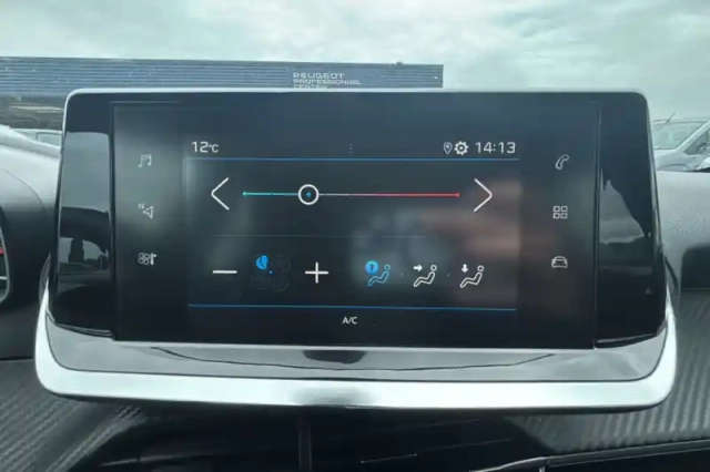 Peugeot 208 puretech 100 s&amp;s bvm6 — photo 21