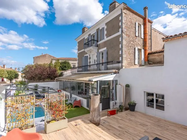 Maison de ville 9 pièces 213 m²