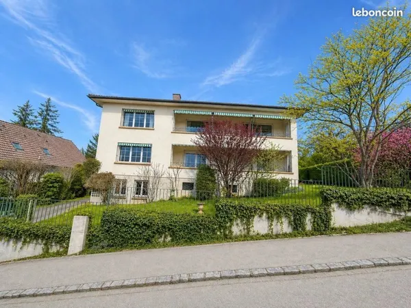 Immeuble 14 pièces 317 m²
