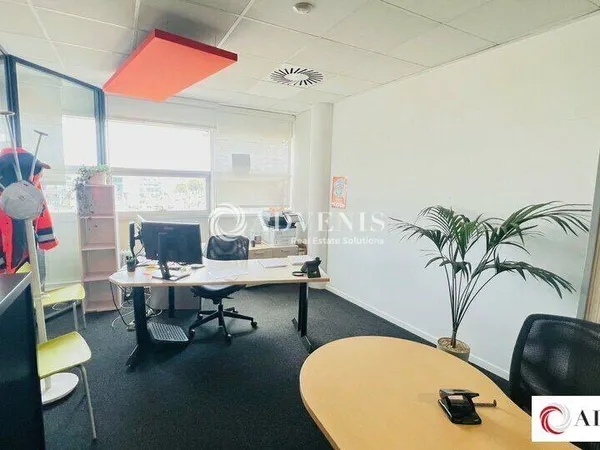 Bureaux 850 m²