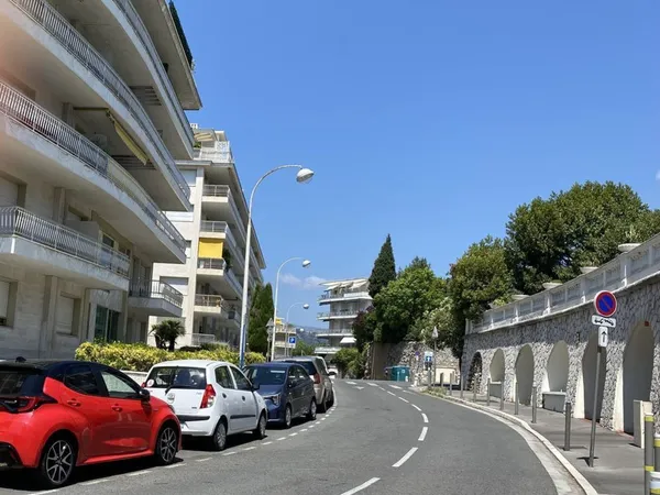 appartement 3 pièce - Dans quartier sécurisé à Cimiez