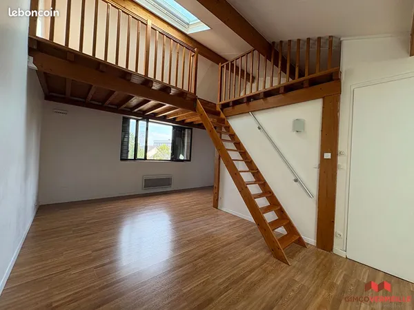 Loft 2 pièces 46 m²